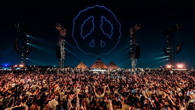 Carregar vídeo: RÉVEILLON GREEN VALLEY - AFTERMOVIE